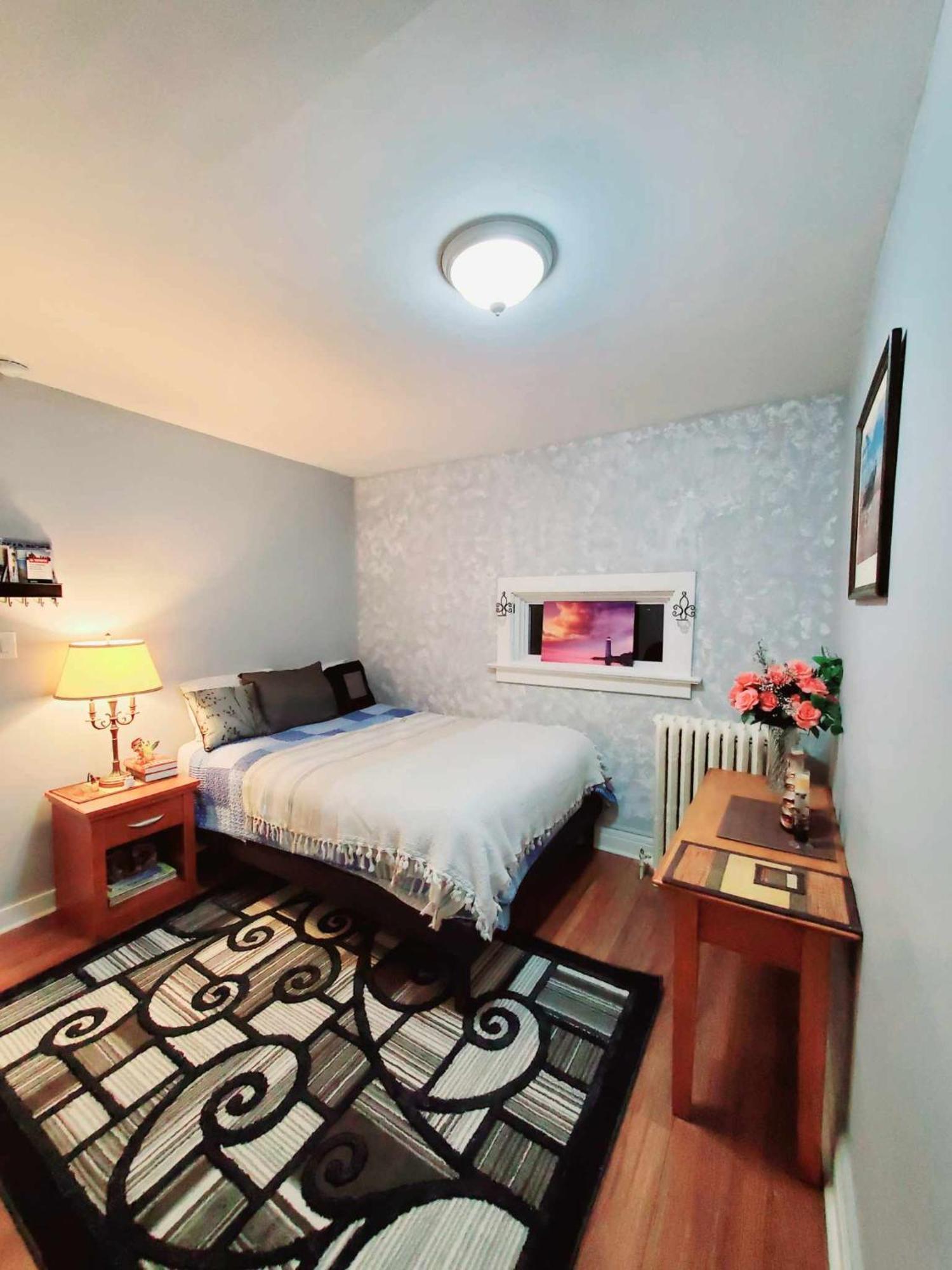 Merj'S Guest House In Wolesly Виннипег Экстерьер фото